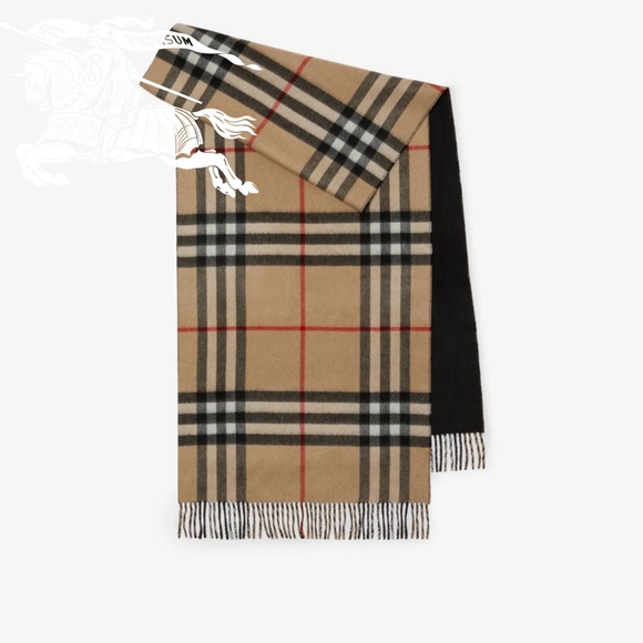 BURBERRY Reversible Cashmere Scarf - Picture 2 of 13